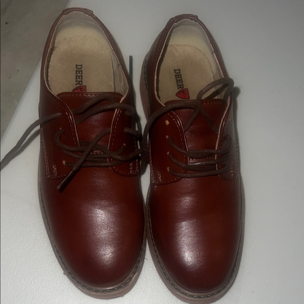 Deer Stags Kids' Rich Brown Dress Shoes